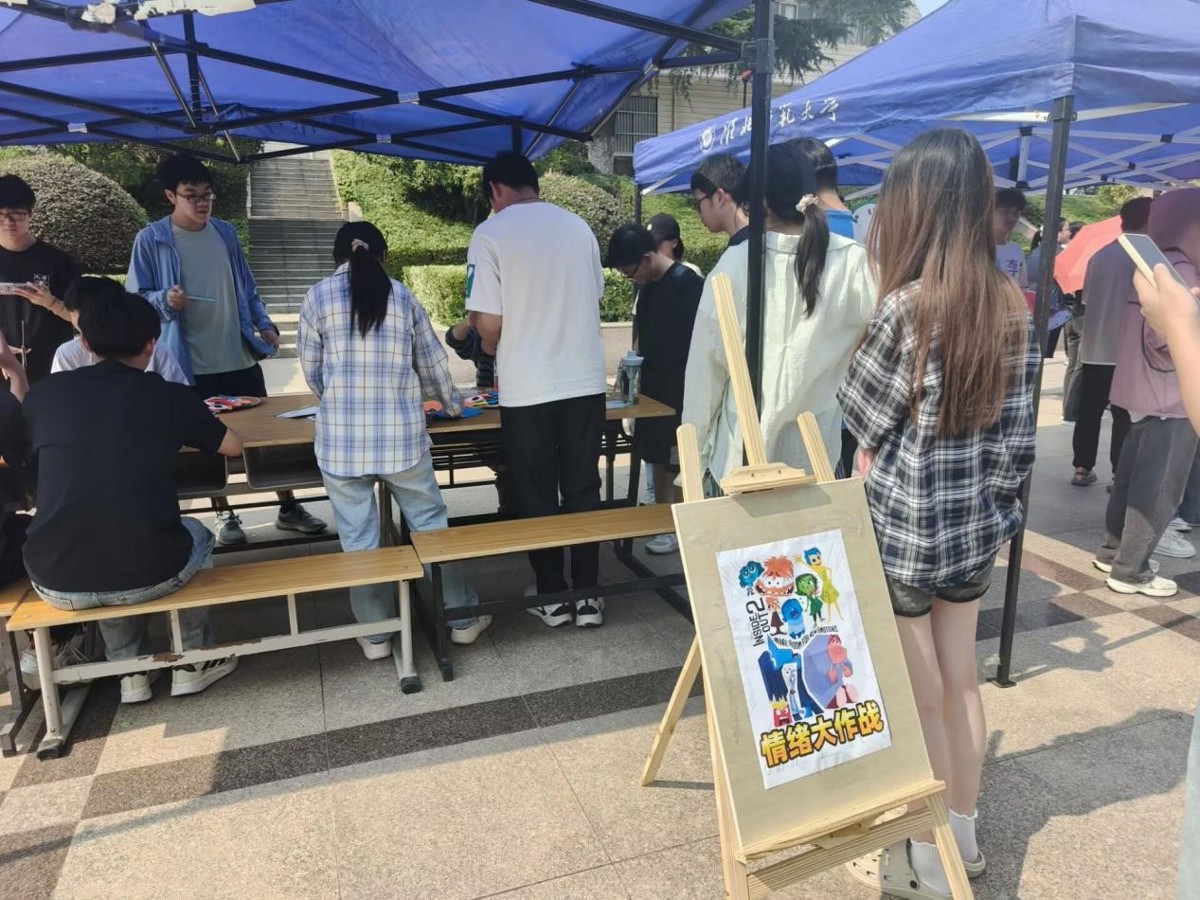 75c5c4c619ef4b9a9af49943b9bf3d76.jpg 75c5c4c619ef4b9a9af49943b9bf3d76.jpg